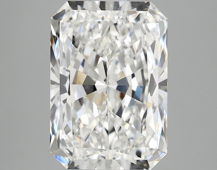 4.05 Carat Radiant Shaped Ideal Cut VVS2 IGI Certified Lab Grown Diamond