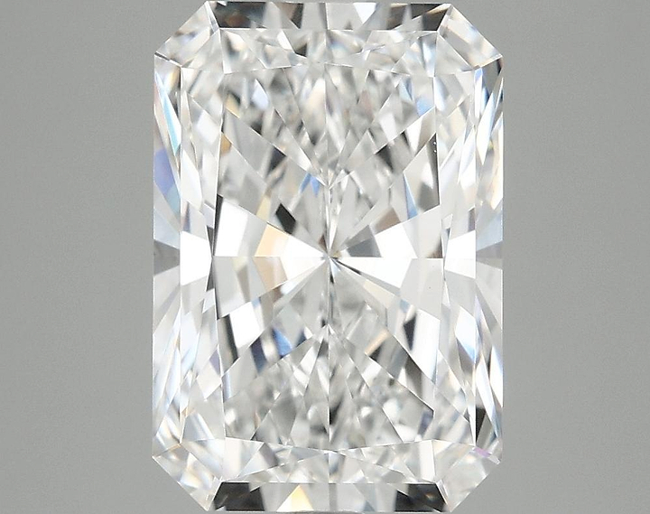 4.11 Carat Radiant Shaped Ideal Cut VVS2 IGI Certified Lab Grown Diamond