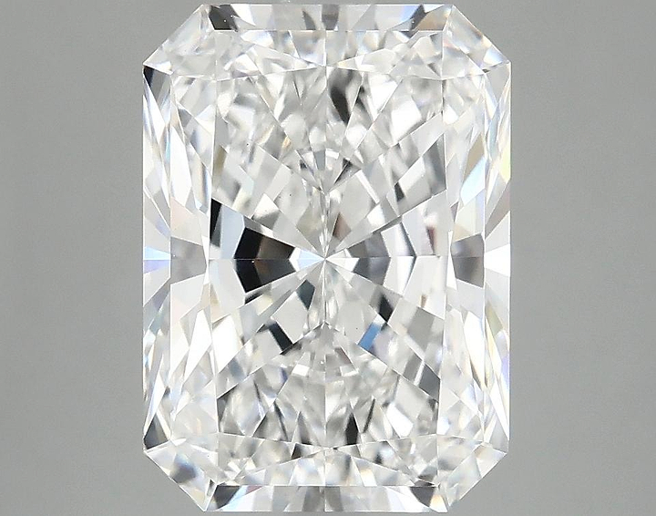 4.02 Carat Radiant Shaped Excellent Cut VVS2 IGI Certified Lab Grown Diamond