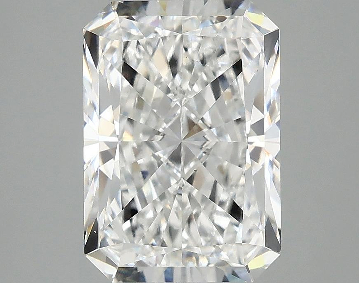 3.08 Carat Radiant Shaped Ideal Cut VS1 IGI Certified Lab Grown Diamond