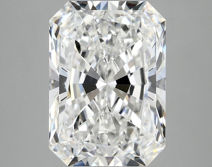 4.09 Carat Radiant Shaped Ideal Cut VVS2 IGI Certified Lab Grown Diamond
