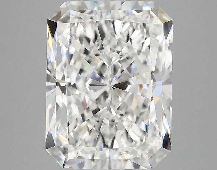 4.02 Carat Radiant Shaped Excellent Cut VVS2 IGI Certified Lab Grown Diamond