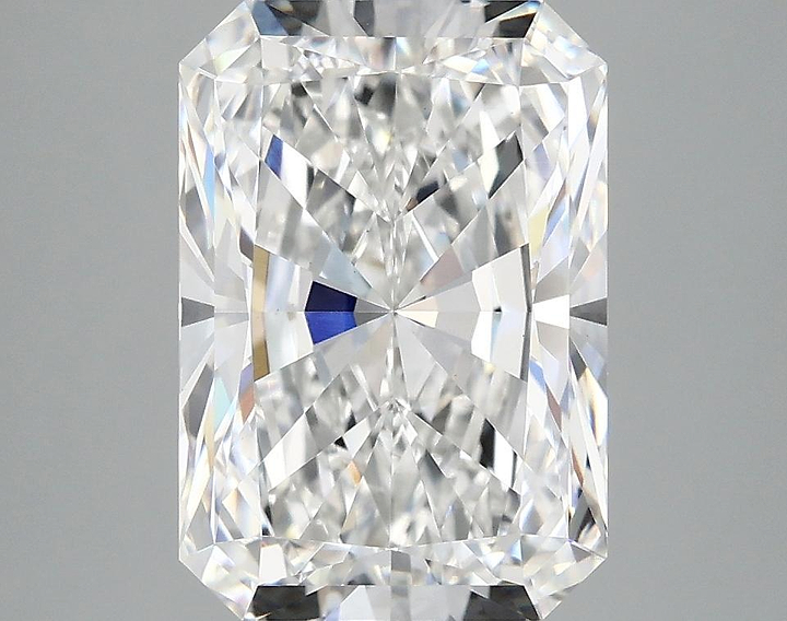 4.03 Carat Radiant Shaped Ideal Cut VVS2 IGI Certified Lab Grown Diamond