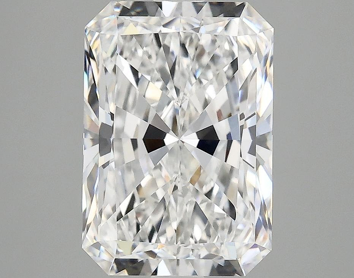 3.1 Carat Radiant Shaped Ideal Cut VS1 IGI Certified Lab Grown Diamond