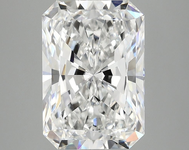 4.07 Carat Radiant Shaped Ideal Cut VVS2 IGI Certified Lab Grown Diamond