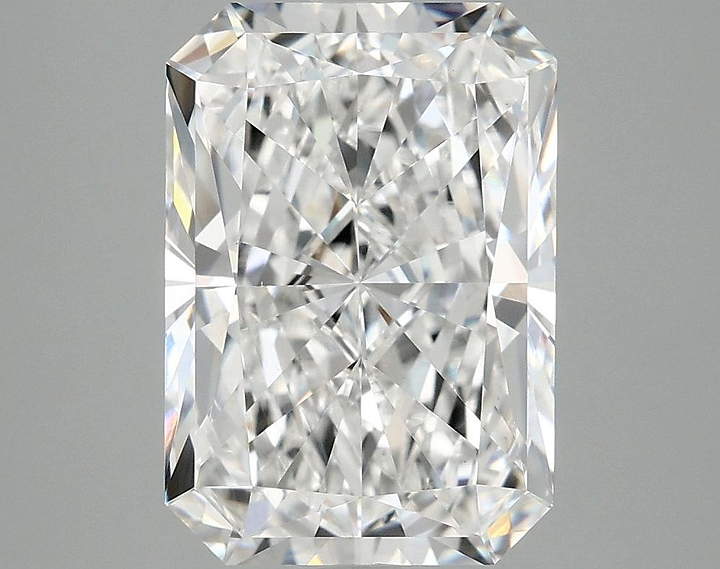4.1 Carat Radiant Shaped Ideal Cut VVS2 IGI Certified Lab Grown Diamond