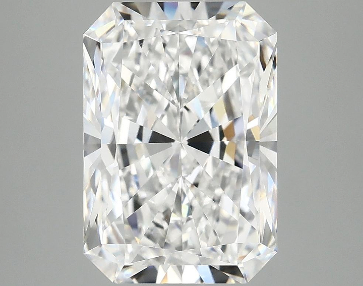4.12 Carat Radiant Shaped Ideal Cut VVS2 IGI Certified Lab Grown Diamond