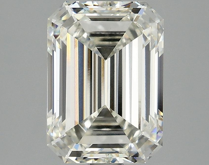 3.1 Carat Emerald Shaped Ideal Cut VVS2 IGI Certified Lab Grown Diamond