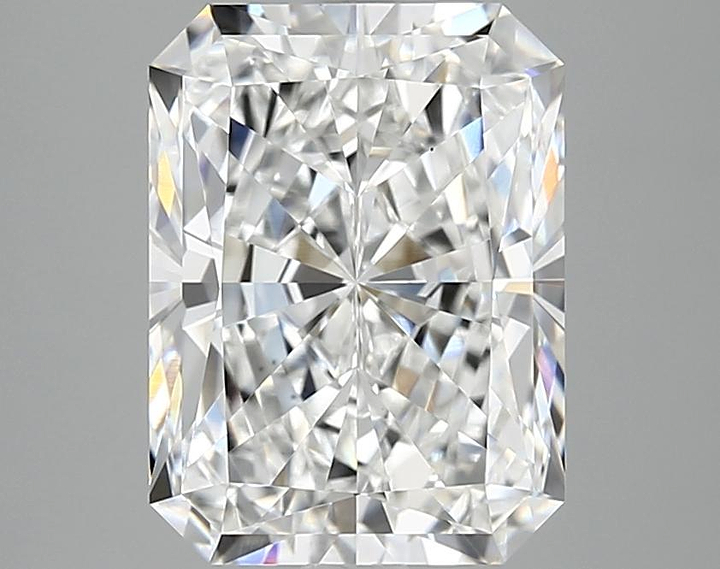 3.95 Carat Radiant Shaped Excellent Cut VS1 IGI Certified Lab Grown Diamond