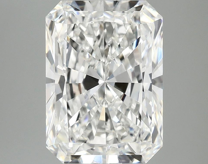 4.09 Carat Radiant Shaped Excellent Cut VVS2 IGI Certified Lab Grown Diamond