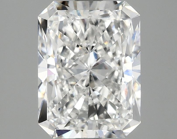 2.59 Carat Radiant Shaped Excellent Cut VVS2 IGI Certified Lab Grown Diamond