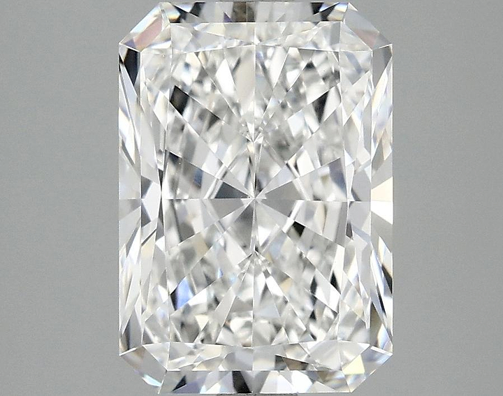 3.02 Carat Radiant Shaped Ideal Cut VVS2 IGI Certified Lab Grown Diamond