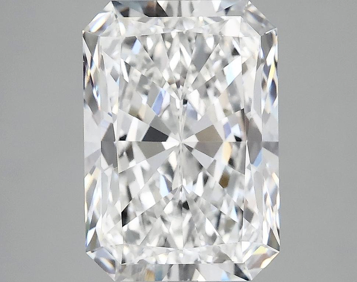 4.08 Carat Radiant Shaped Ideal Cut VVS2 IGI Certified Lab Grown Diamond