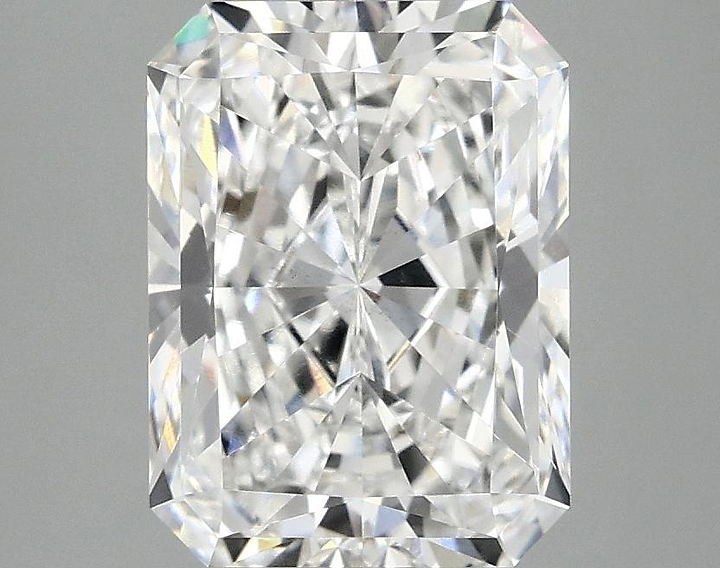 3.02 Carat Radiant Shaped Excellent Cut VS2 IGI Certified Lab Grown Diamond