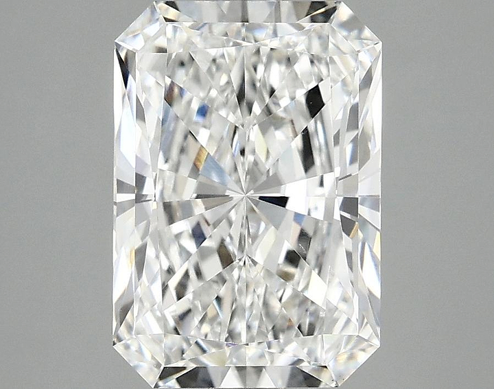 3.02 Carat Radiant Shaped Ideal Cut VS1 IGI Certified Lab Grown Diamond