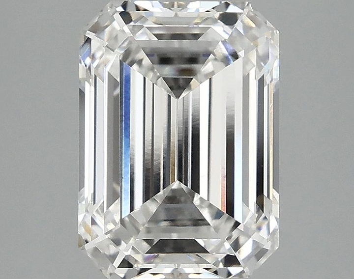 3.09 Carat Emerald Shaped Excellent Cut VS1 IGI Certified Lab Grown Diamond