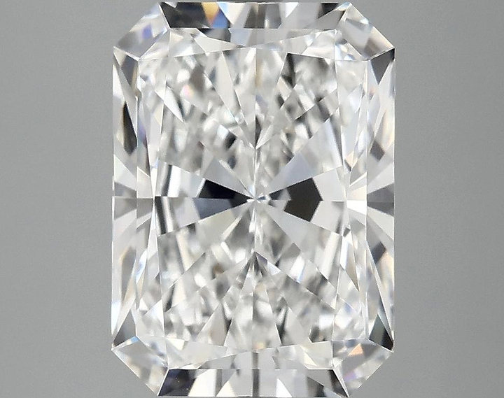 4.18 Carat Radiant Shaped Ideal Cut VVS2 IGI Certified Lab Grown Diamond