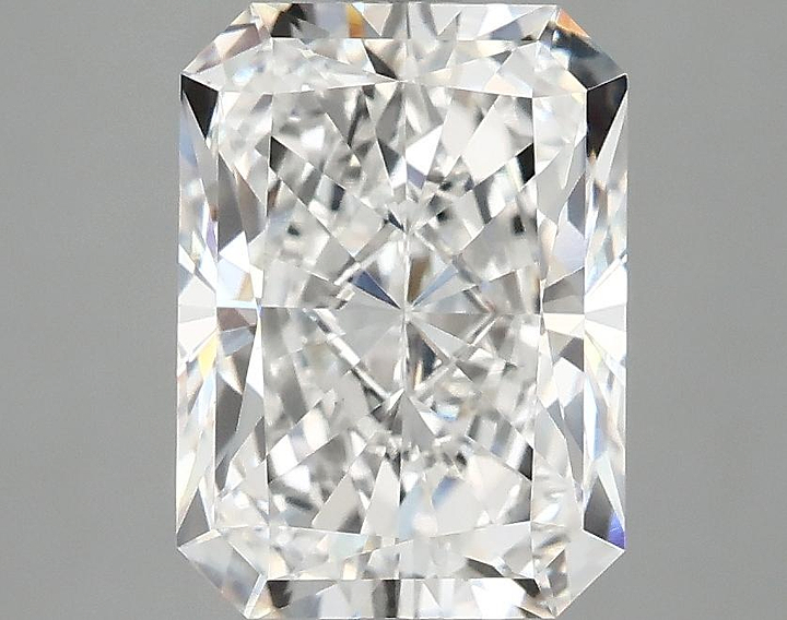2.99 Carat Radiant Shaped Excellent Cut VS1 IGI Certified Lab Grown Diamond