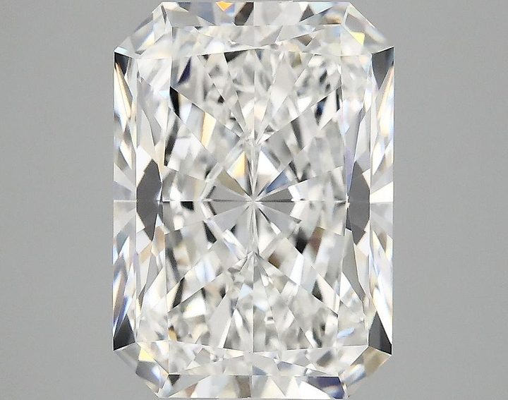 4.09 Carat Radiant Shaped Ideal Cut VVS2 IGI Certified Lab Grown Diamond
