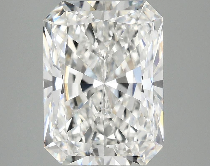 4.02 Carat Radiant Shaped Excellent Cut VS1 IGI Certified Lab Grown Diamond