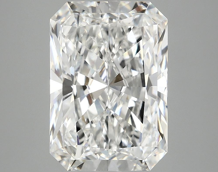 4.1 Carat Radiant Shaped Ideal Cut VVS2 IGI Certified Lab Grown Diamond