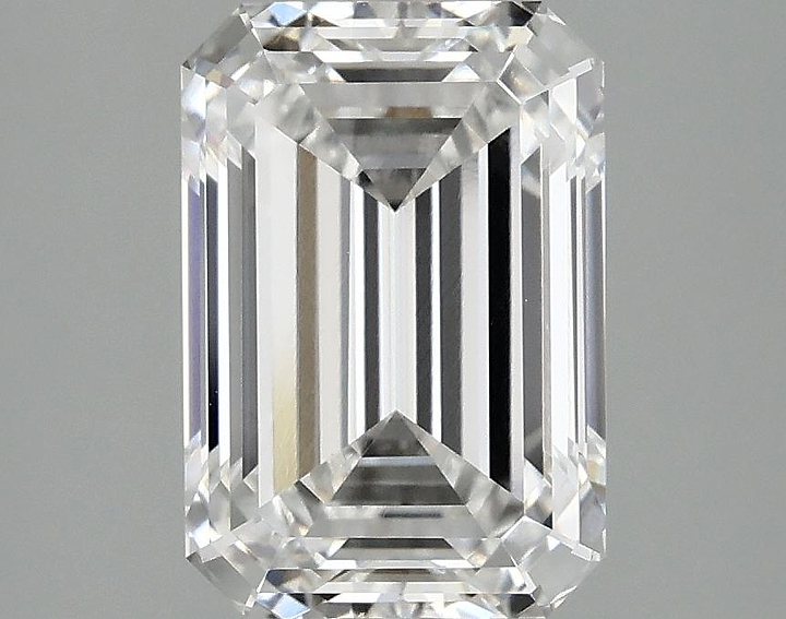 3.1 Carat Emerald Shaped Ideal Cut VS1 IGI Certified Lab Grown Diamond