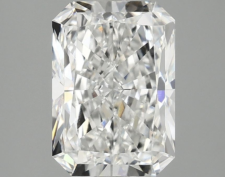 2.97 Carat Radiant Shaped Ideal Cut VVS2 IGI Certified Lab Grown Diamond