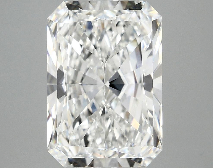 4.05 Carat Radiant Shaped Ideal Cut VS1 IGI Certified Lab Grown Diamond