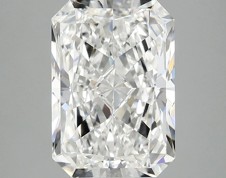 3.02 Carat Radiant Shaped Ideal Cut VVS2 IGI Certified Lab Grown Diamond