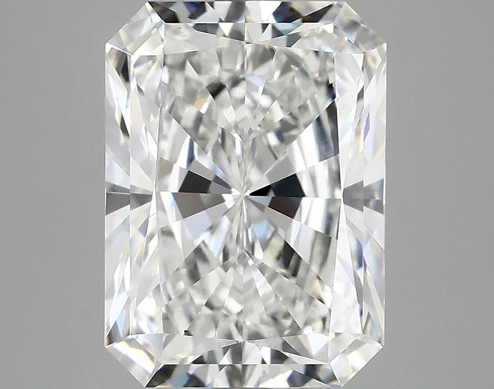 4.08 Carat Radiant Shaped Excellent Cut VS1 IGI Certified Lab Grown Diamond