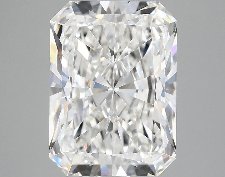 4.18 Carat Radiant Shaped Excellent Cut VVS2 IGI Certified Lab Grown Diamond