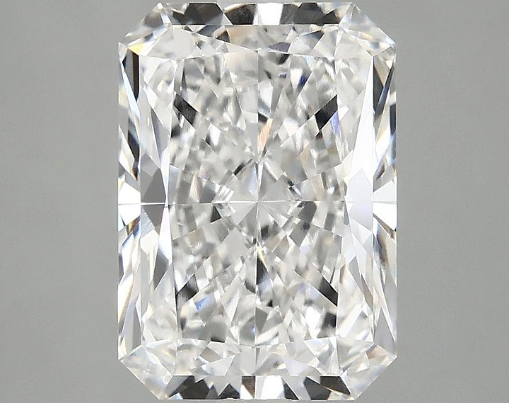 3.09 Carat Radiant Shaped Ideal Cut VVS2 IGI Certified Lab Grown Diamond