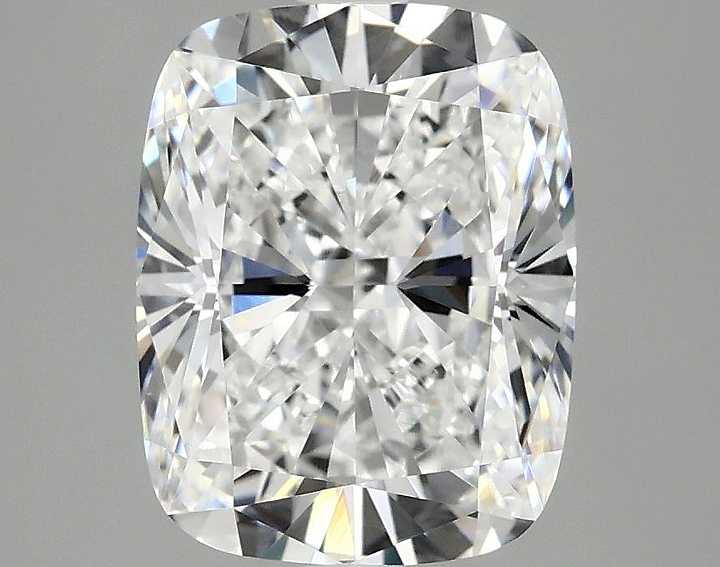 3.09 Carat Cushion Shaped Excellent Cut VVS2 IGI Certified Lab Grown Diamond