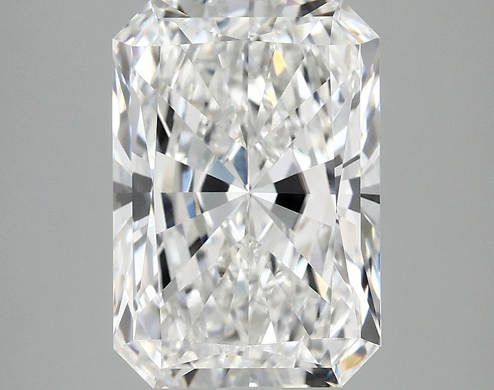 3.94 Carat Radiant Shaped Ideal Cut VS1 IGI Certified Lab Grown Diamond