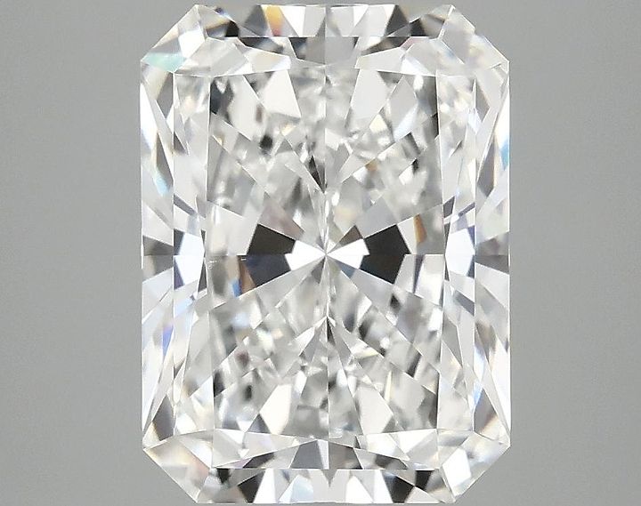 4.09 Carat Radiant Shaped Excellent Cut VVS2 IGI Certified Lab Grown Diamond