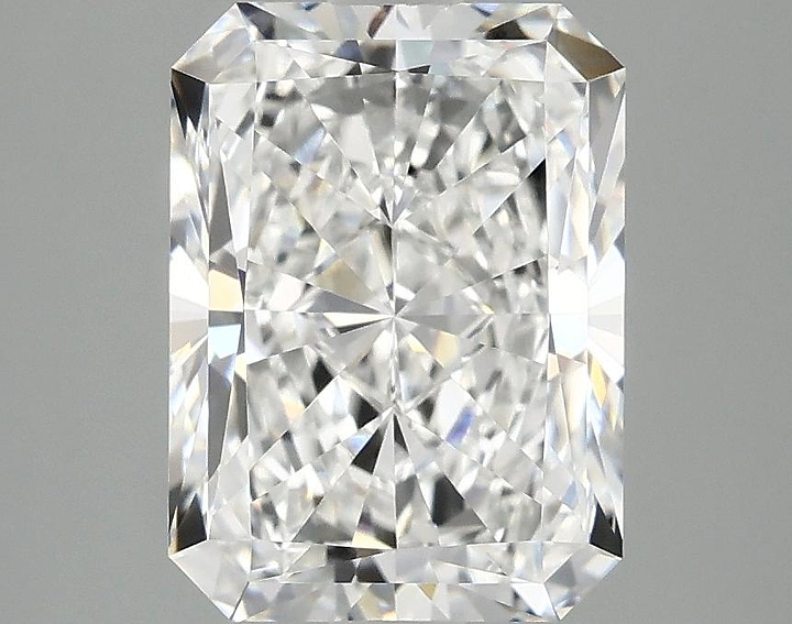 2.94 Carat Radiant Shaped Excellent Cut VVS2 IGI Certified Lab Grown Diamond