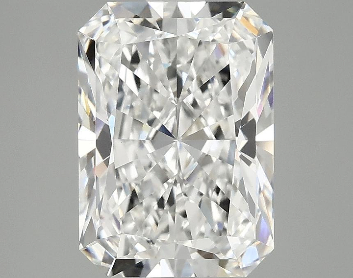3.07 Carat Radiant Shaped Ideal Cut VS1 IGI Certified Lab Grown Diamond