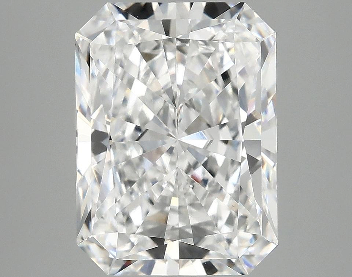 4.11 Carat Radiant Shaped Excellent Cut VVS2 IGI Certified Lab Grown Diamond