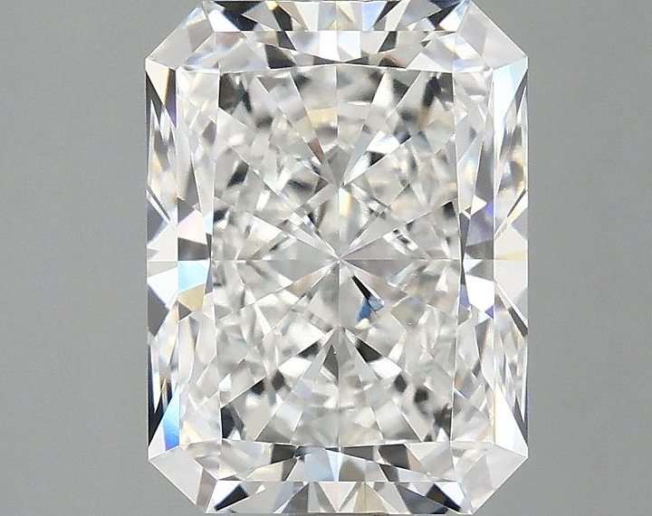 2.98 Carat Radiant Shaped Excellent Cut VVS2 IGI Certified Lab Grown Diamond
