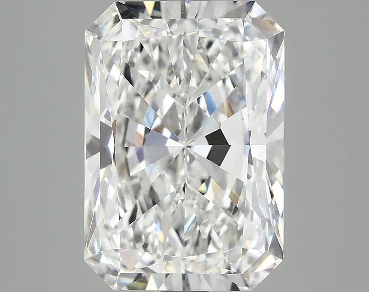 3.97 Carat Radiant Shaped Ideal Cut VVS2 IGI Certified Lab Grown Diamond