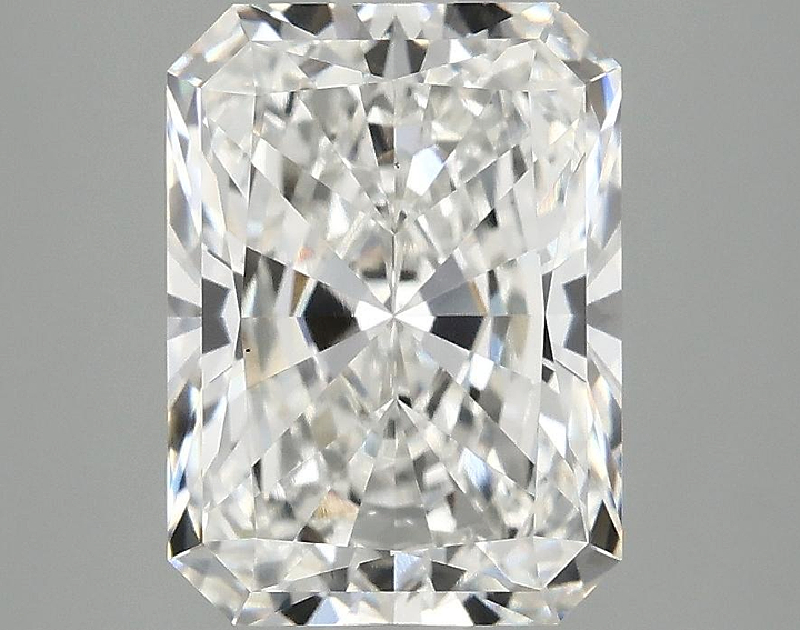 3.1 Carat Radiant Shaped Excellent Cut VS1 IGI Certified Lab Grown Diamond