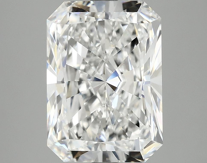 3.98 Carat Radiant Shaped Ideal Cut VVS2 IGI Certified Lab Grown Diamond