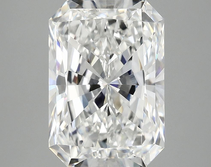 4.05 Carat Radiant Shaped Ideal Cut VVS2 IGI Certified Lab Grown Diamond