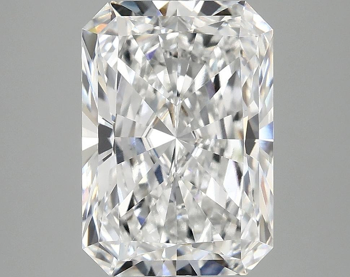 4.06 Carat Radiant Shaped Ideal Cut VVS2 IGI Certified Lab Grown Diamond