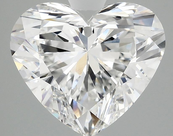 3.93 Carat Heart Shaped Ideal Cut VVS2 IGI Certified Lab Grown Diamond