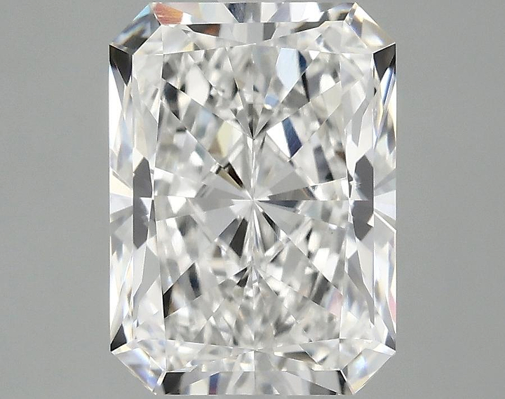 3.04 Carat Radiant Shaped Excellent Cut VVS2 IGI Certified Lab Grown Diamond