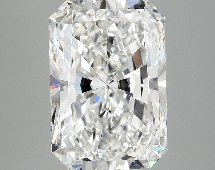 4.21 Carat Radiant Shaped Ideal Cut VS1 IGI Certified Lab Grown Diamond