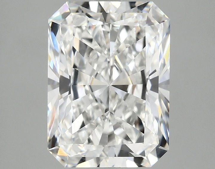 3.83 Carat Radiant Shaped Excellent Cut VS1 IGI Certified Lab Grown Diamond