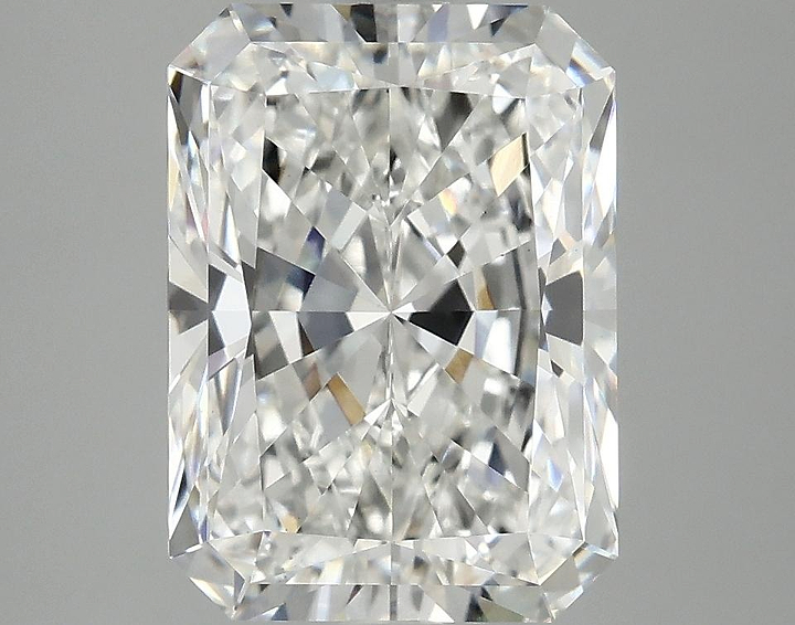 4.05 Carat Radiant Shaped Excellent Cut VS1 IGI Certified Lab Grown Diamond