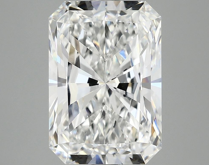 3.95 Carat Radiant Shaped Ideal Cut VVS2 IGI Certified Lab Grown Diamond